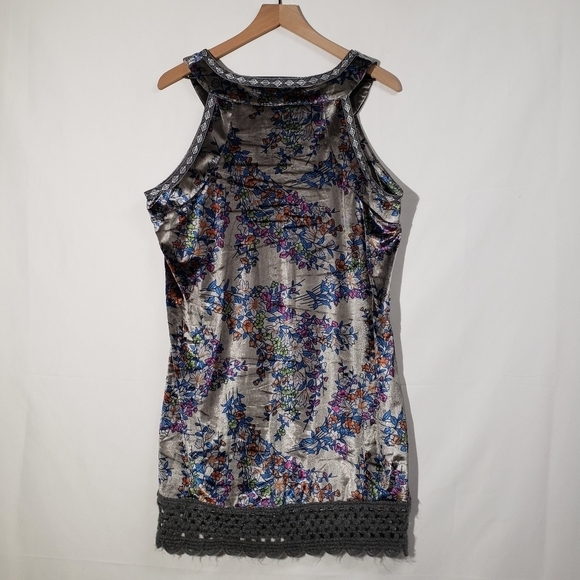 Tracy Porter Velvet Dress Sleeveless‎ 8 Grey Floral Print Crochet Trim - Picture 9 of 9